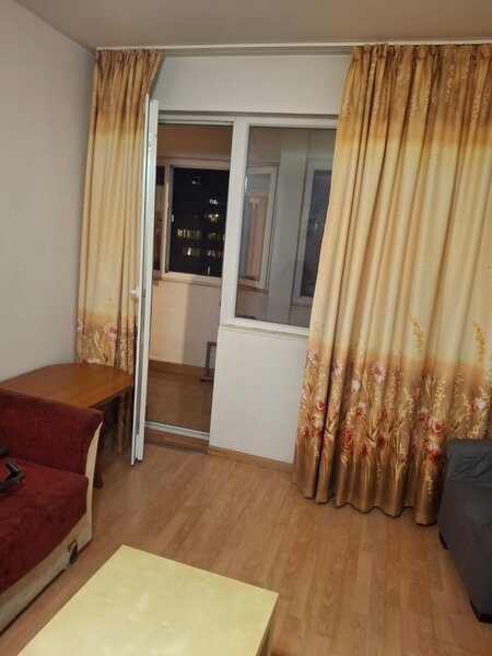 2 camere dristor vis a vis de Park -Lake