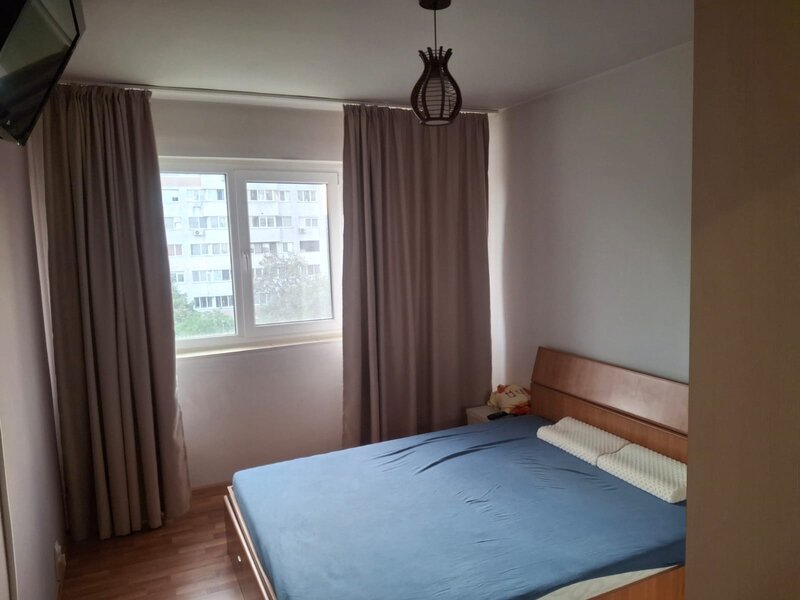 2 camere dristor vis a vis de Park -Lake